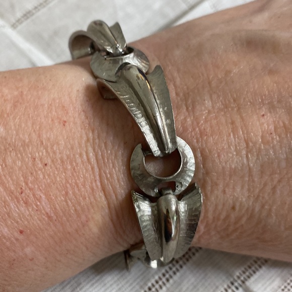 Vintage Silver Tone Link Bracelet - Picture 1 of 4